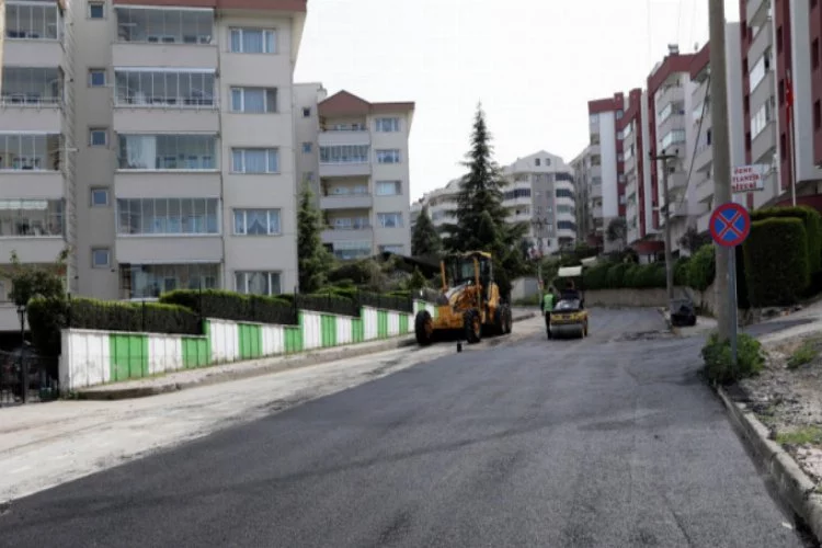 Mudanya'da yollara asfalt makyajı