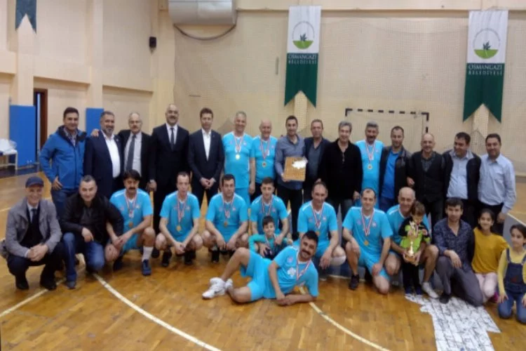 Bursa'daki voleybol turnuvasında şampiyon Zabıta Müdürlüğü