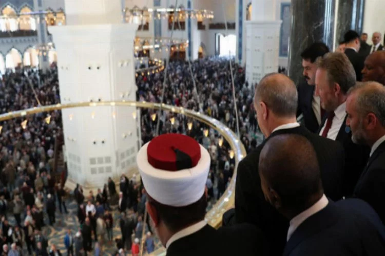 Cumhurbaşkanı Erdoğan Büyük Çamlıca Camii'ne geldi
