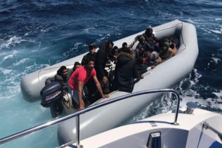 Didim'de 20 kaçak göçmen yakalandı