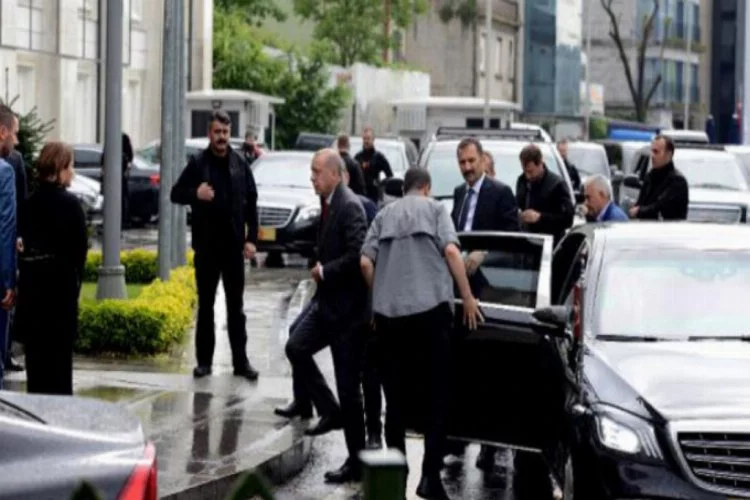 Cumhurbaşkanı Erdoğan, AK Parti İstanbul İl Başkanlığı'nda