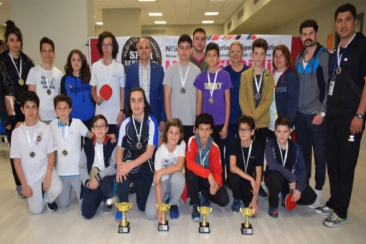 Nilüfer Spor şenliklerinde masa tenisi turnuvası tamamlandı