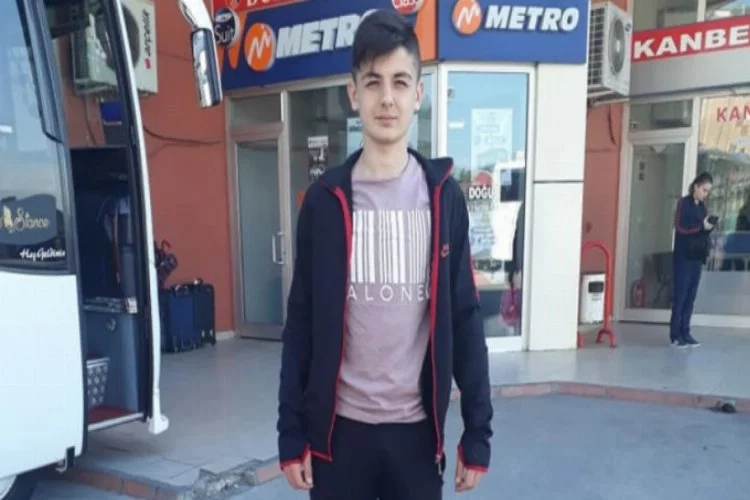 Galatasaray 15 yaşındaki genç oyuncuya talip oldu