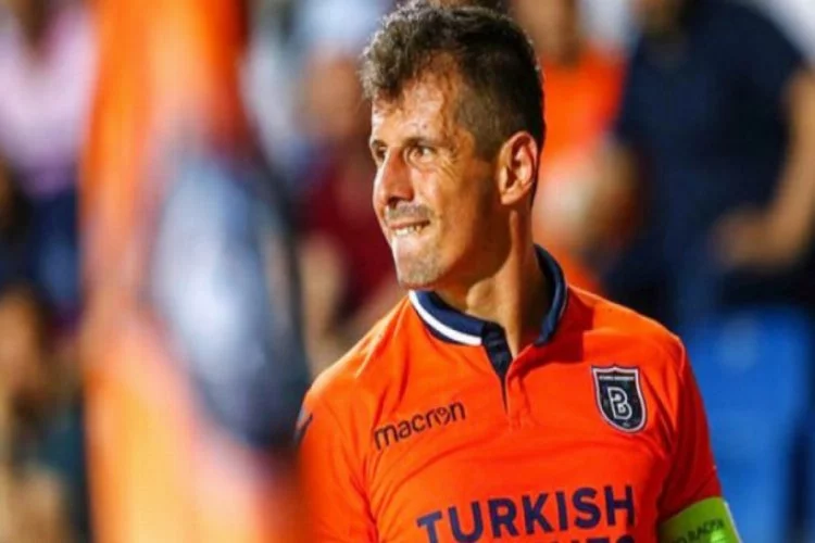 Göksel Gümüşdağ açıkladı: Emre Belözoğlu futbolu Fenerbahçe'de bırakmak istiyor