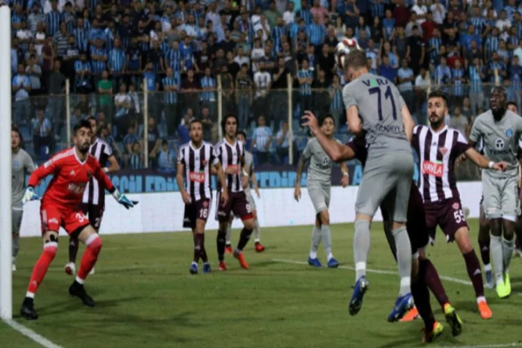 Adana Demirspor-Hatayspor karşılaşmasından gol sesi çıkmadı