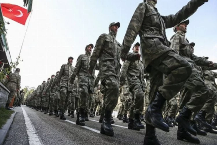 Yeni askerlik teklifi Milli Savunma Komisyonu'nda kabul edildi