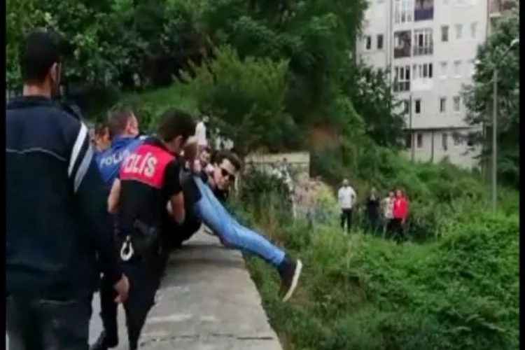 Bursa'da intihar paniği! Polis ekipleri son anda engelledi...