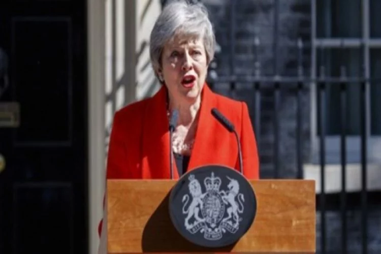 İngiltere Başbakanı May'den seçim açıklaması