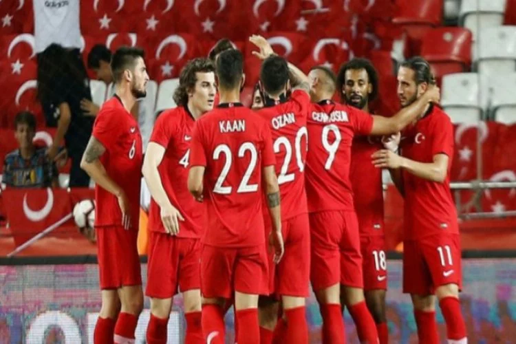 Türkiye, Yunanistan'ı iki golle geçti!