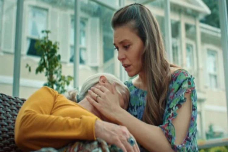 Aslı Enver'den final yapan İstanbullu Gelin'e duygusal veda