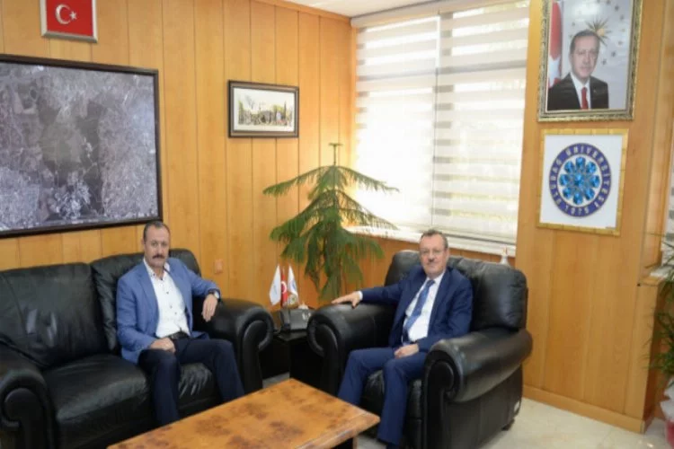 Kırıkkale Üniversitesi Rektörü Aslan'dan Kılavuz'a hayırlı olsun ziyareti - Bursa Hakimiyet