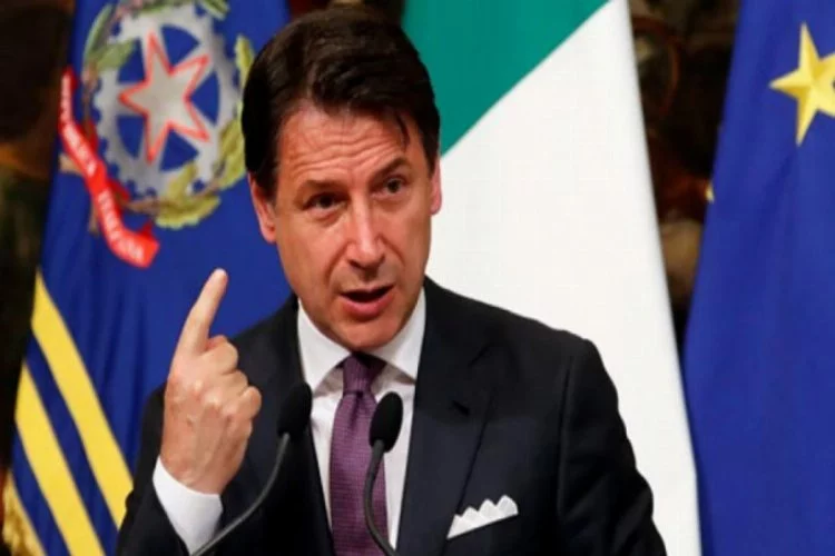 İtalya'da siyasi tansiyon yükseliyor