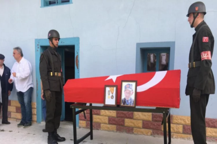 Kore gazisi, helallik istedikten sonra kalp krizinden öldü
