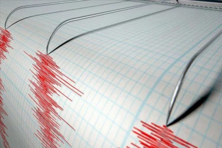 Antalya'da deprem oldu!