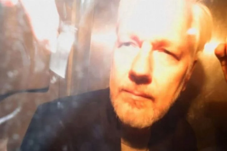 Assange'ın cezaevi görüntüleri ortaya çıktı!
