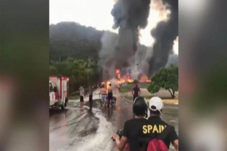 Venezuela'da petrol rafineri tesisinde yangın!