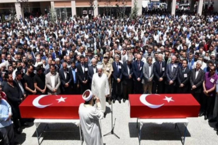 PKK'nın katlettiği işçiler toprağa verildi