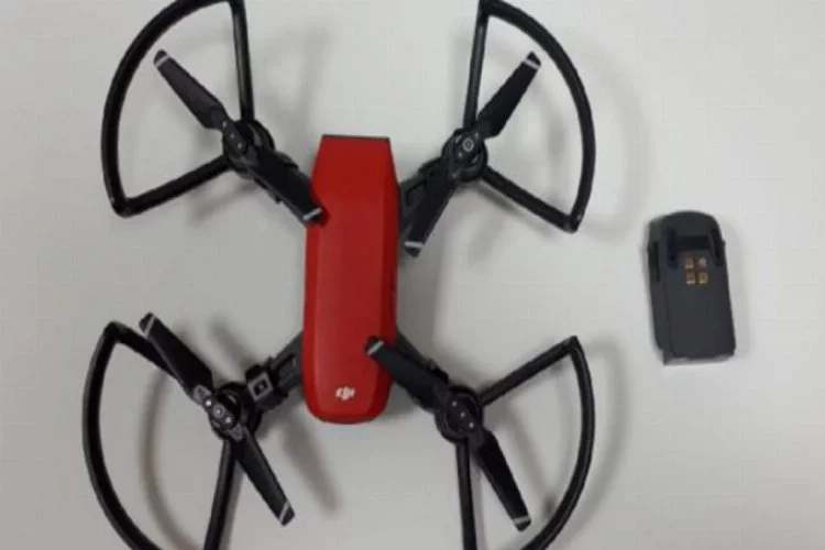 Polis okulunun bahçesine 'drone' düştü