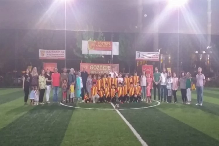 Göztepe, Bursa'da futbol okulu açtı