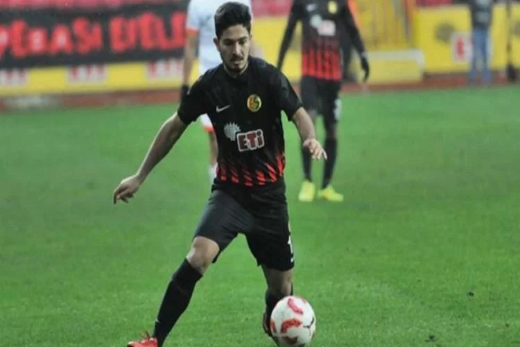 Trabzonspor, Fıratcan Üzüm ile anlaştı