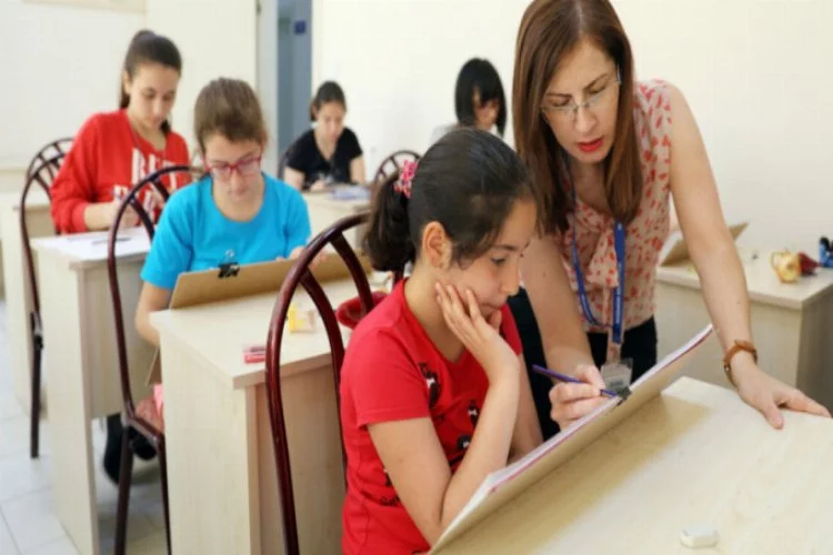Mudanya'dan 500 öğrenciye ücretsiz eğitim