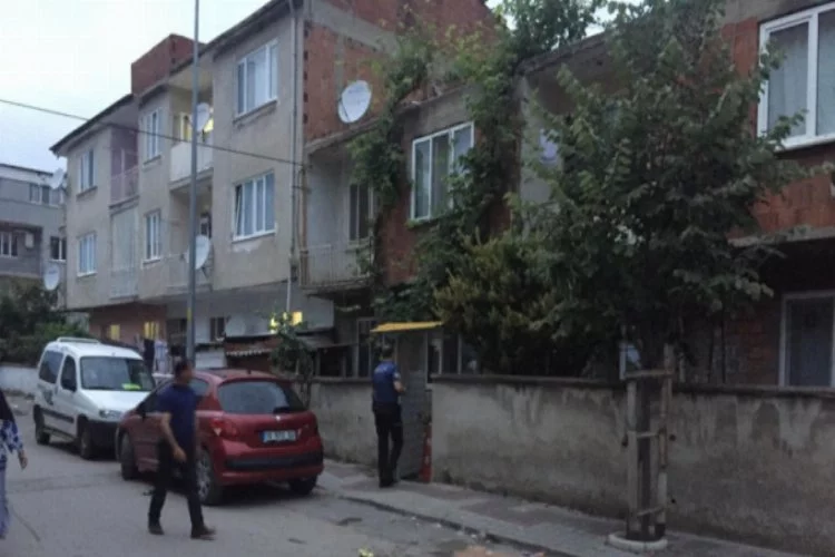 Bursa'da dedesine ziyarete giden çocuk 2. kattan düştü!