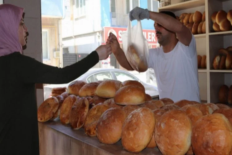 Bursa'da ucuz ekmek satan fırıncıya dava açıldı!