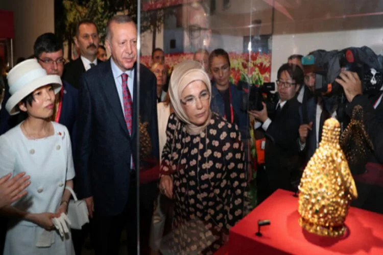 Cumhurbaşkanı Erdoğan'dan Japonya'da sergi ziyareti
