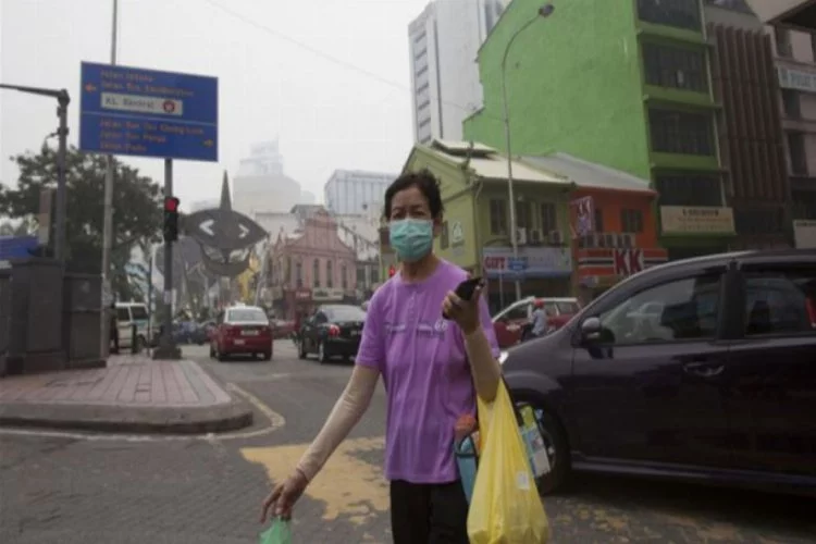 Malezya'da hava kirliliğinden etkilenen 130 kişi hastaneye kaldırıldı