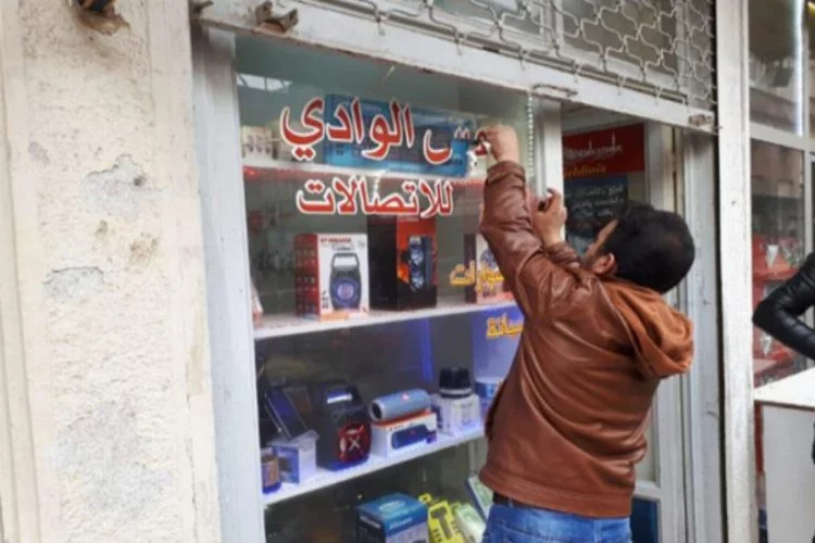 Suriyeli esnafın Arapça tabelaları Türkçe'ye çevrildi!