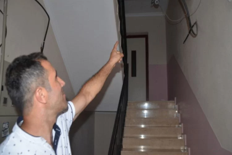 Bursa'da apartmana dadanan hırsız binayı soyup soğana çevirdi!