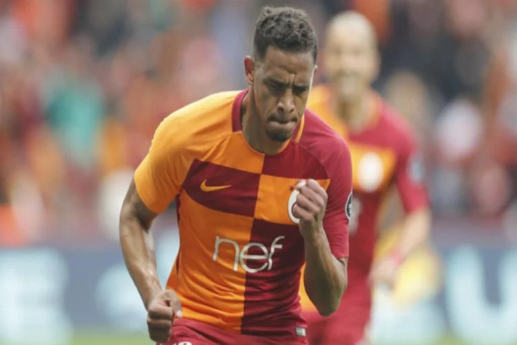 Galatasaray, Fernando'yu Sevilla'ya sattı