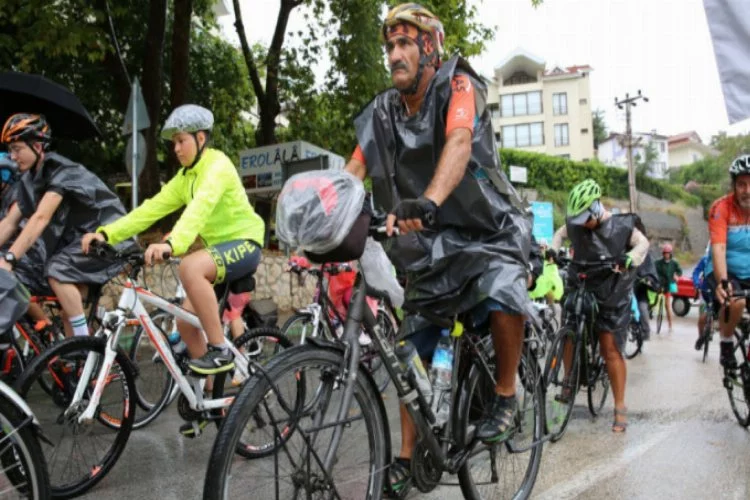 Bursa'da "Bisikletle Yüz Yıllık Macera"da pedallar dönmeye başladı