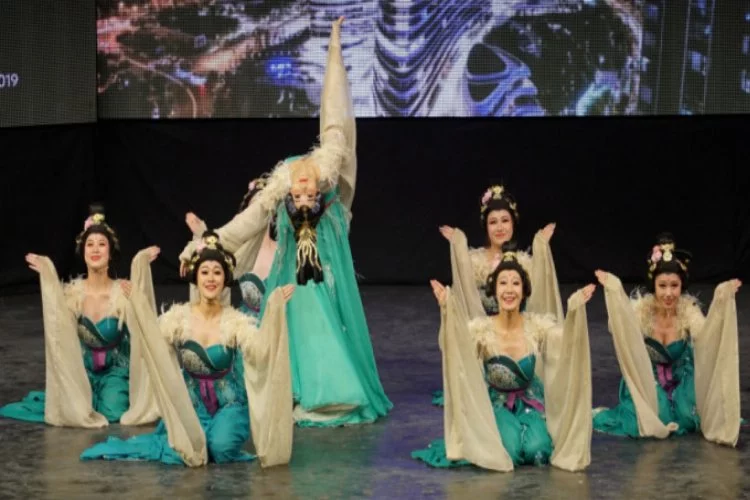 Altın Karagöz Halk Dansları Yarışması'nda final heyecanı