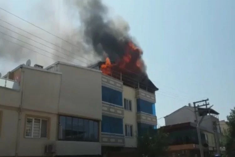 Bursa'da mahalleliyi sokağa döken yangın!