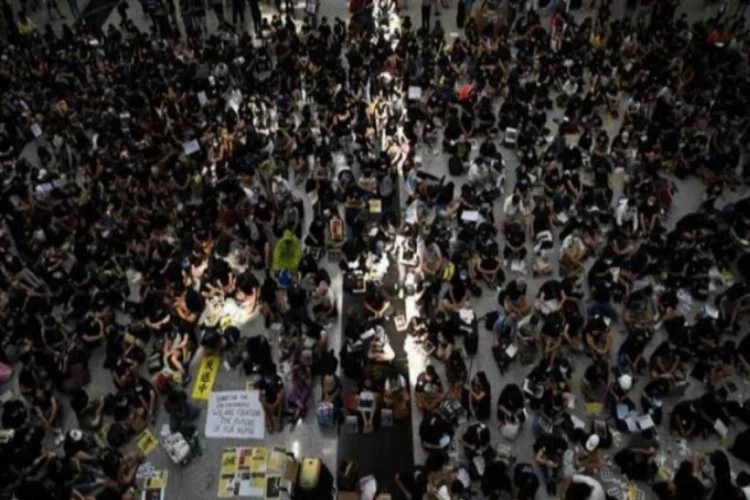 Hong Kong'daki protestolar devam ediyor