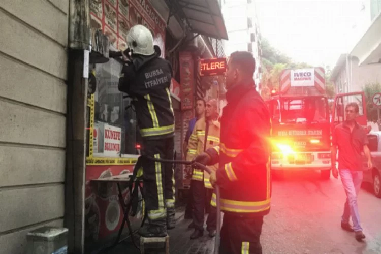 Bursa'da pidecideki yangın vatandaşları sokağa döktü
