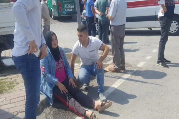 Bursa'da yayaya çarpan kadın sürücü göz yaşlarına boğuldu