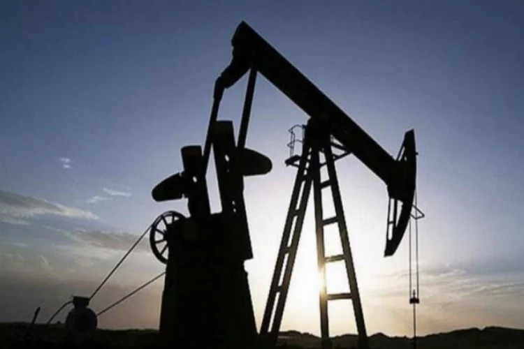 Brent petrolün varili 63,03 dolar