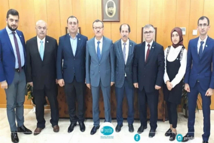 DATÜB heyetinden Uludağ Üniversitesi Rektörü Kılavuz'a ziyaret