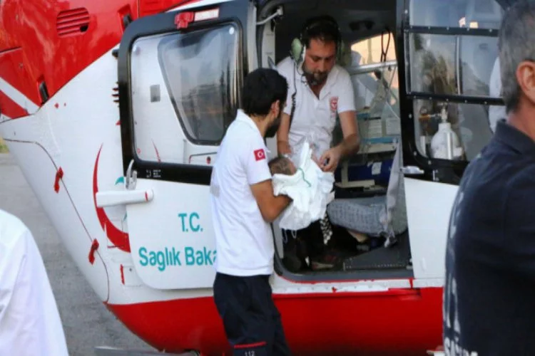 Mehmet bebeğin yardımına ambulans helikopter yetişti!