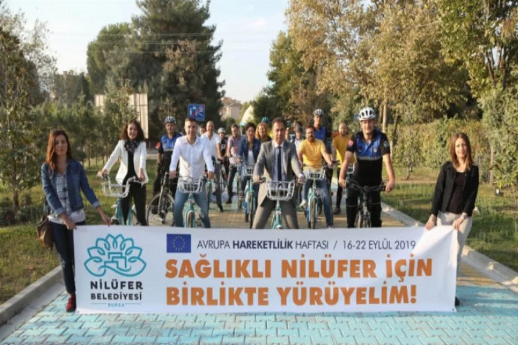 Bursa'da Nilüfer Belediye personeli "Birlikte yürüyelim" diyerek dikkat çekti!