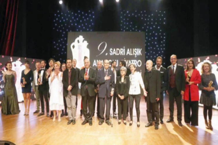Sadri Alışık Anadolu Tiyatro Oyuncu Ödülleri sahiplerini buldu