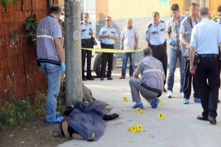 Bursa'da kan davası cinayeti sanıklarına yeniden yargılama