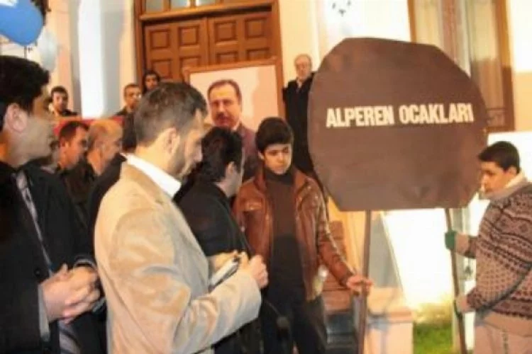Alperenler'den yılbaşı protestosu