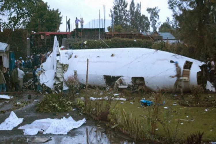 Demokratik Kongo Cumhuriyeti'nde kargo uçağı düştü