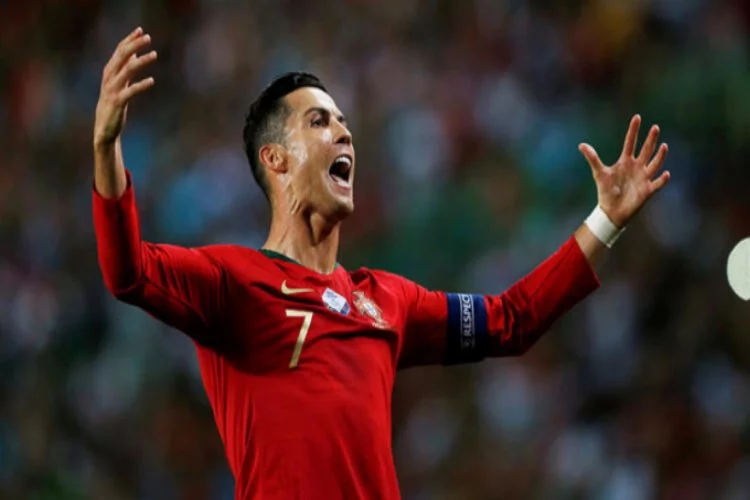 Ronaldo'nun ismi stada veriliyor!