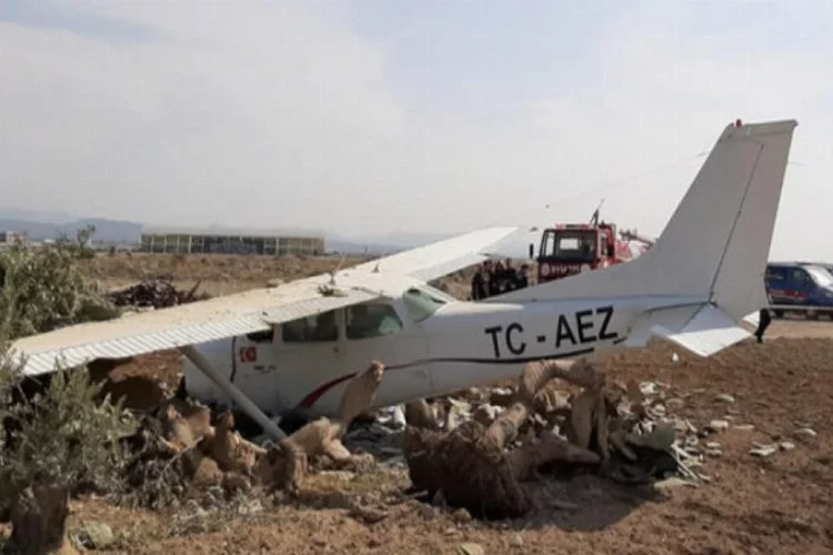 Antalya'da sivil eğitim uçağı kaza yaptı!