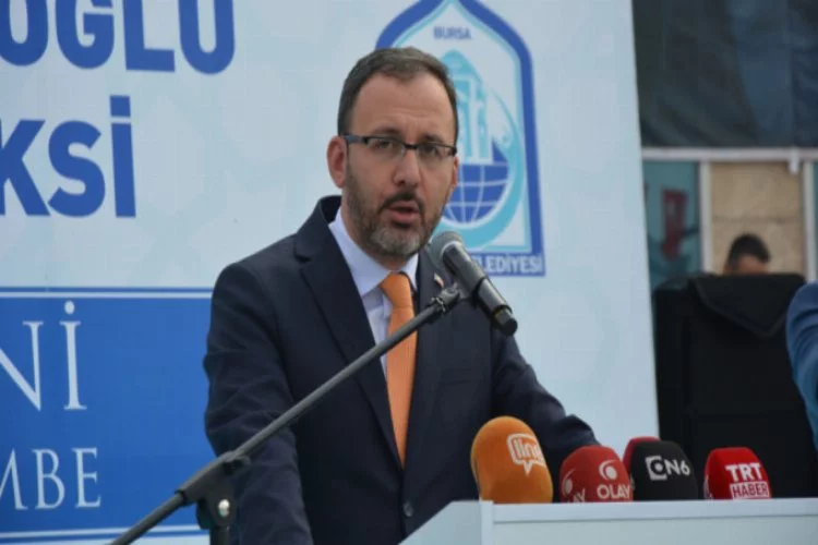 Kasapoğlu, Bursa'da Naim Süleymanoğlu Spor Kompleksi'nin açılışını yaptı