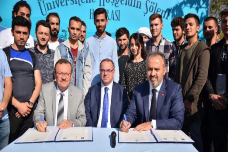 Bursa'da imzalar kültürel iş birliği için atıldı